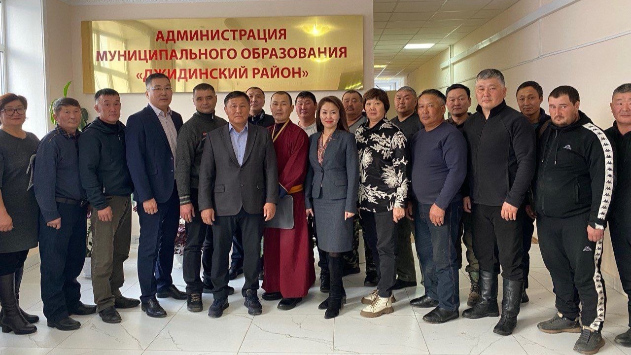В Джидинском районе состоялся круглый стол по овцеводству